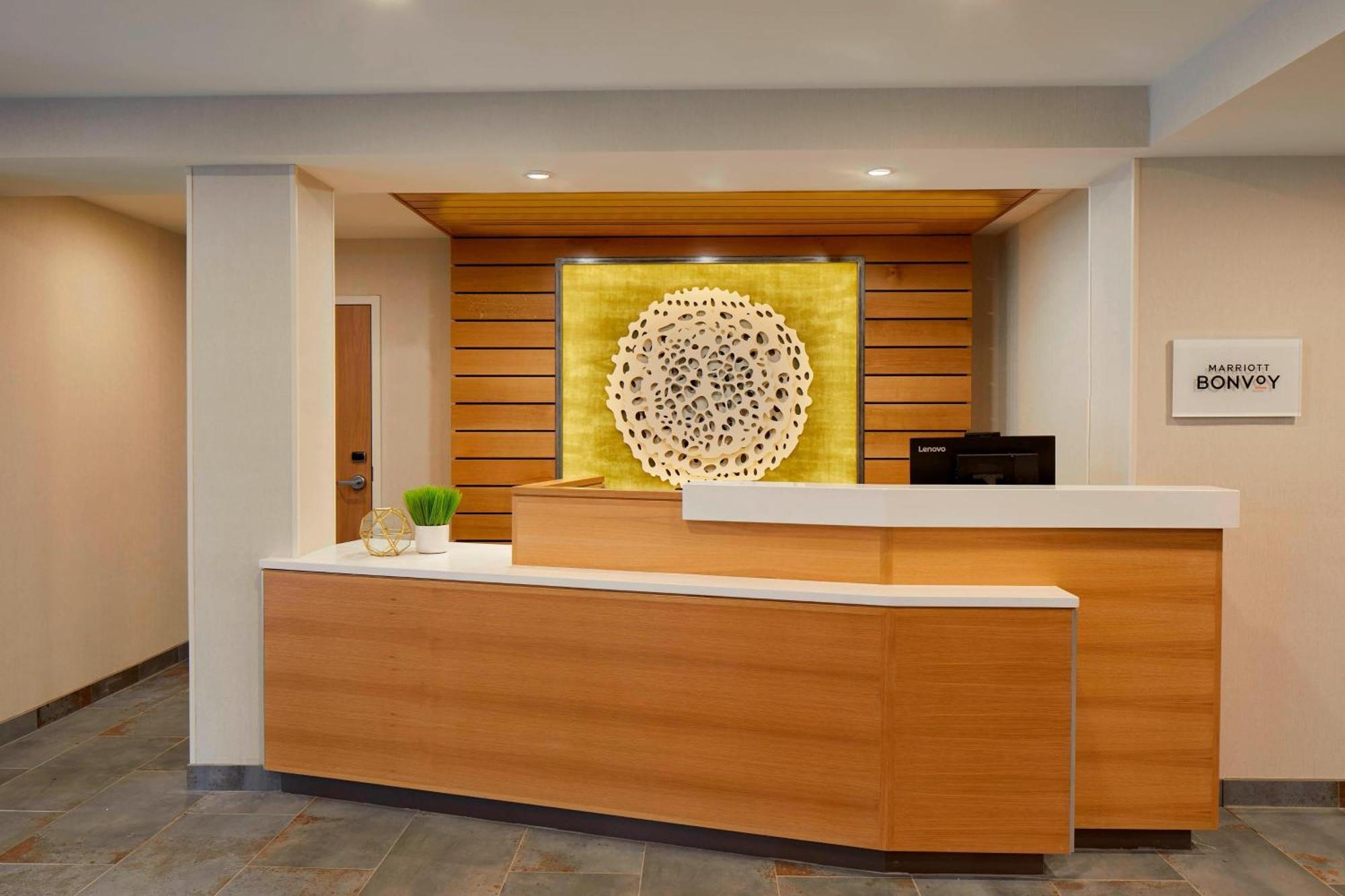 Fairfield Inn & Suites By Marriott Albany Airport Eksteriør bilde